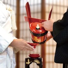 画像8: 角樽 つのだる 朱盃付き 縁起の良い来福角樽 1.8L 祝樽 結納 御祝 結婚 結納品 婚礼用品 贈り物 (8)